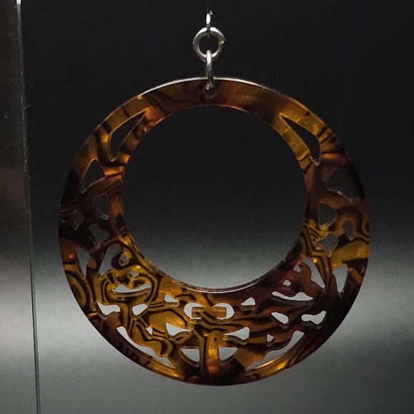 Faux tortoise shell drop earrings and bracelet. - Picture 8 of 11